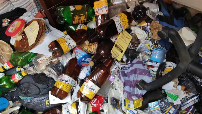 Бързо решение за почистване на силно замърсено жилище