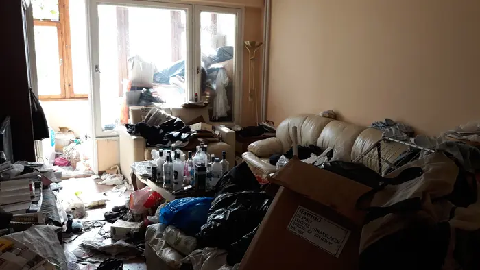 Как да премахнем миризмата от претрупан дом?